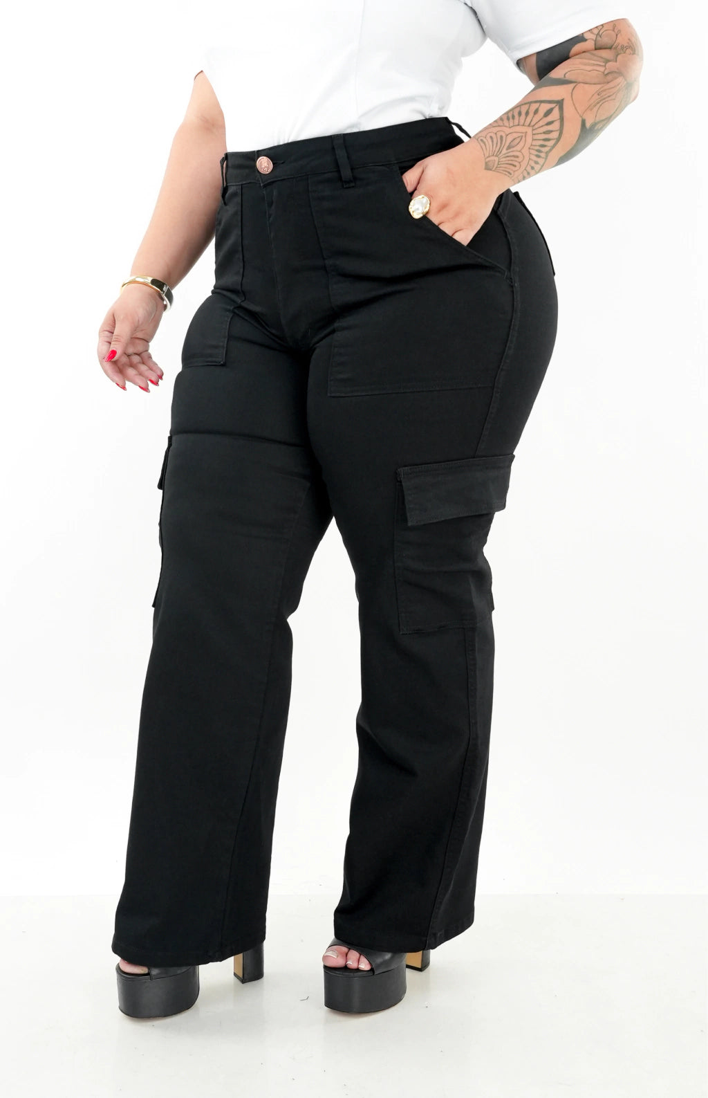 CALÇA JEANS PLUS SIZE - WIDE LEG CARGO BLACK
